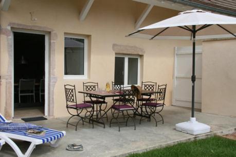 La Fontenelle - Lovely Holiday House With Swimming Pool Cuisery Εξωτερικό φωτογραφία